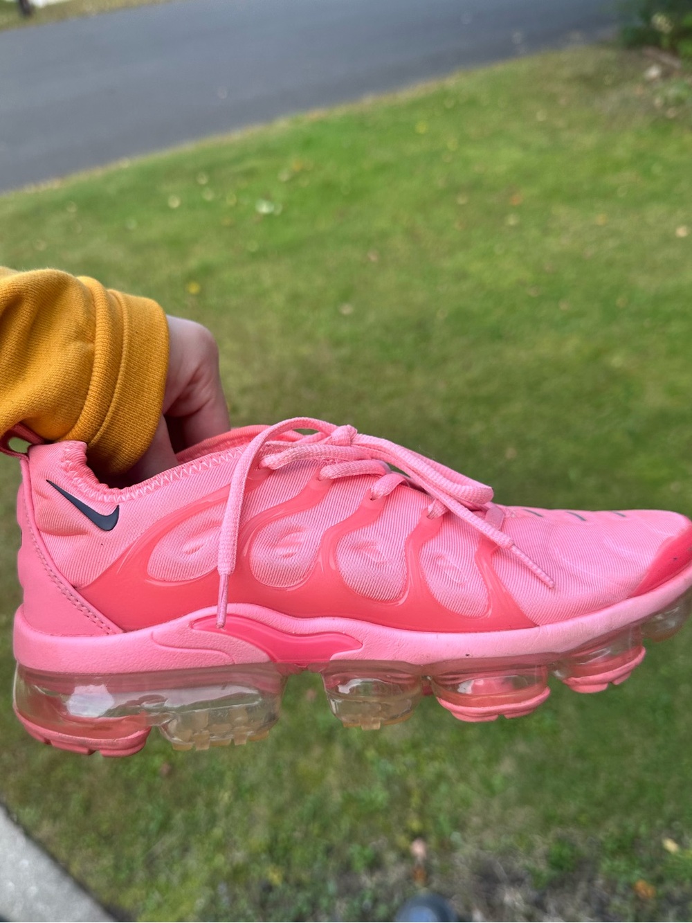 Nike Air VaporMax Plus Pink Women’s Sneakers Size 7.5